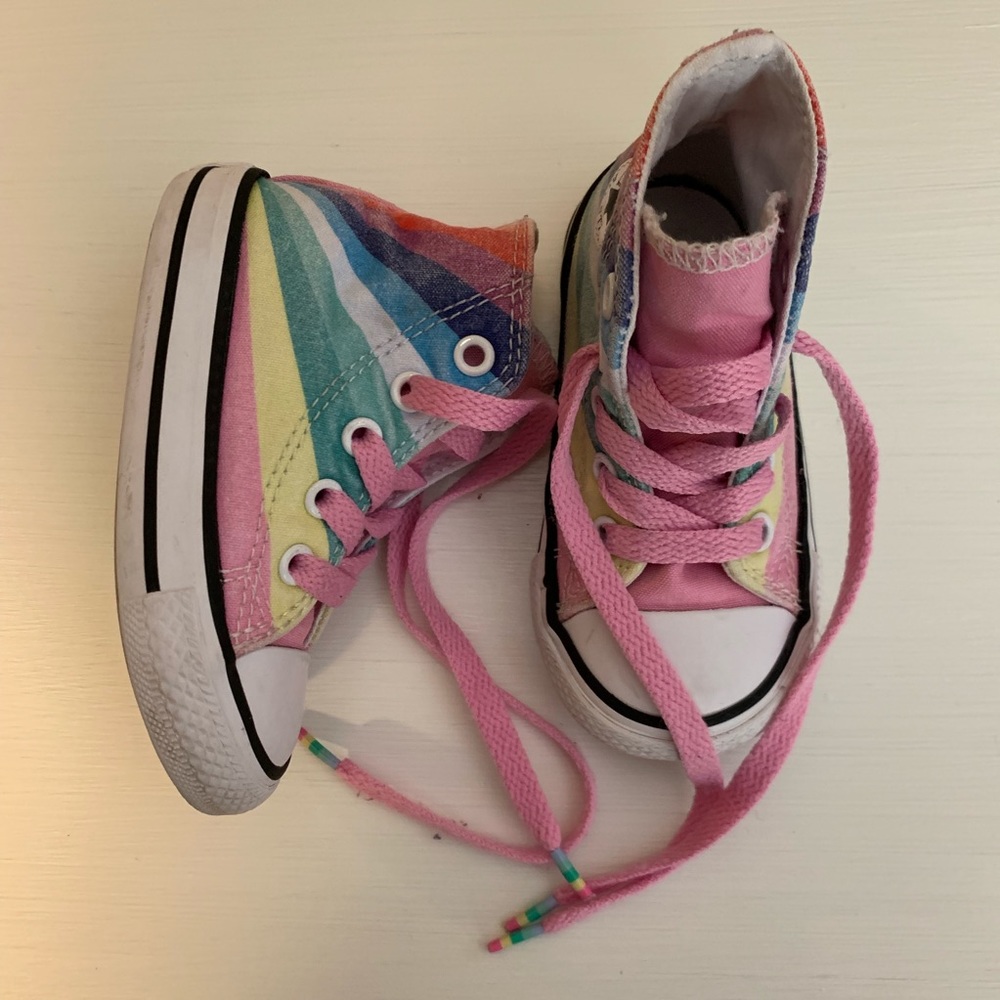 👣 Rainbow Converse Rare / Retired Style 👣
